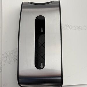 Sleek Silver Wall-Mounted Paper Towel Holder